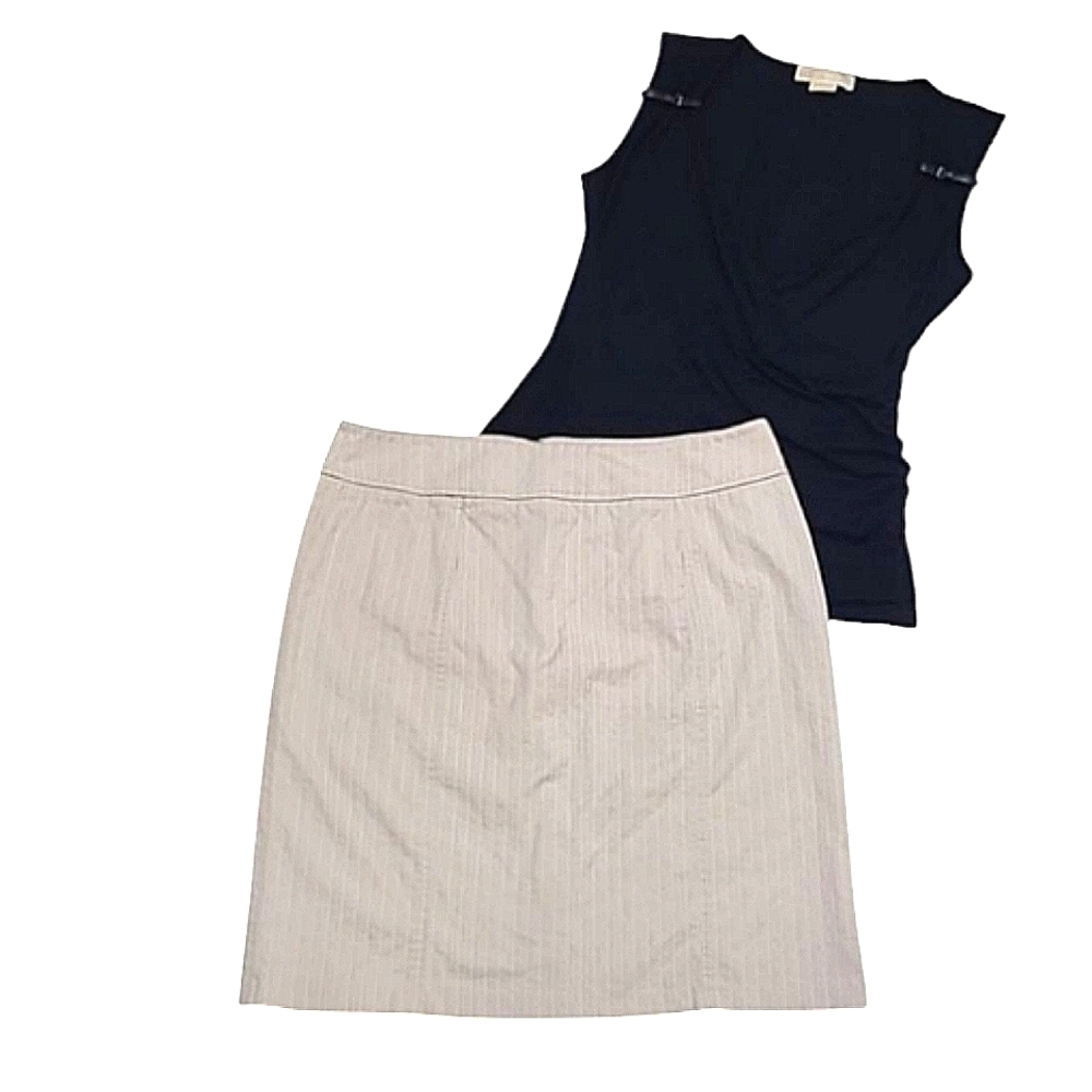 New York & Co. A-Line Straight Skirt Pinstripes Knee Length Back Vent & Zip 10